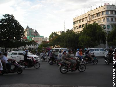 petit aperçu d'une circulation de fou à Saïgon